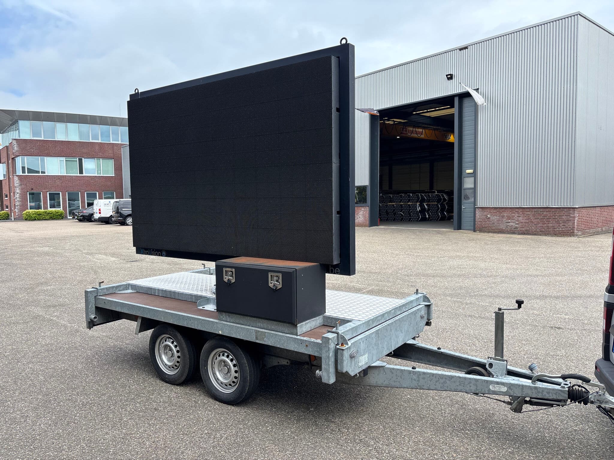 Mobiel ledscherm van LedsGo op aanhanger